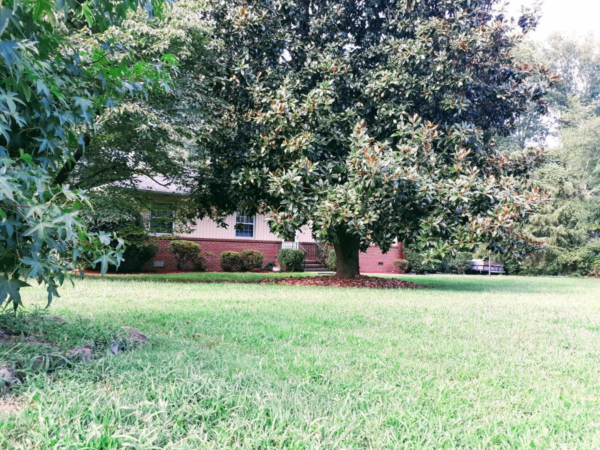 Bed and Breakfast Quiet, Clean House W/ Steel Balls Richmond Exterior foto