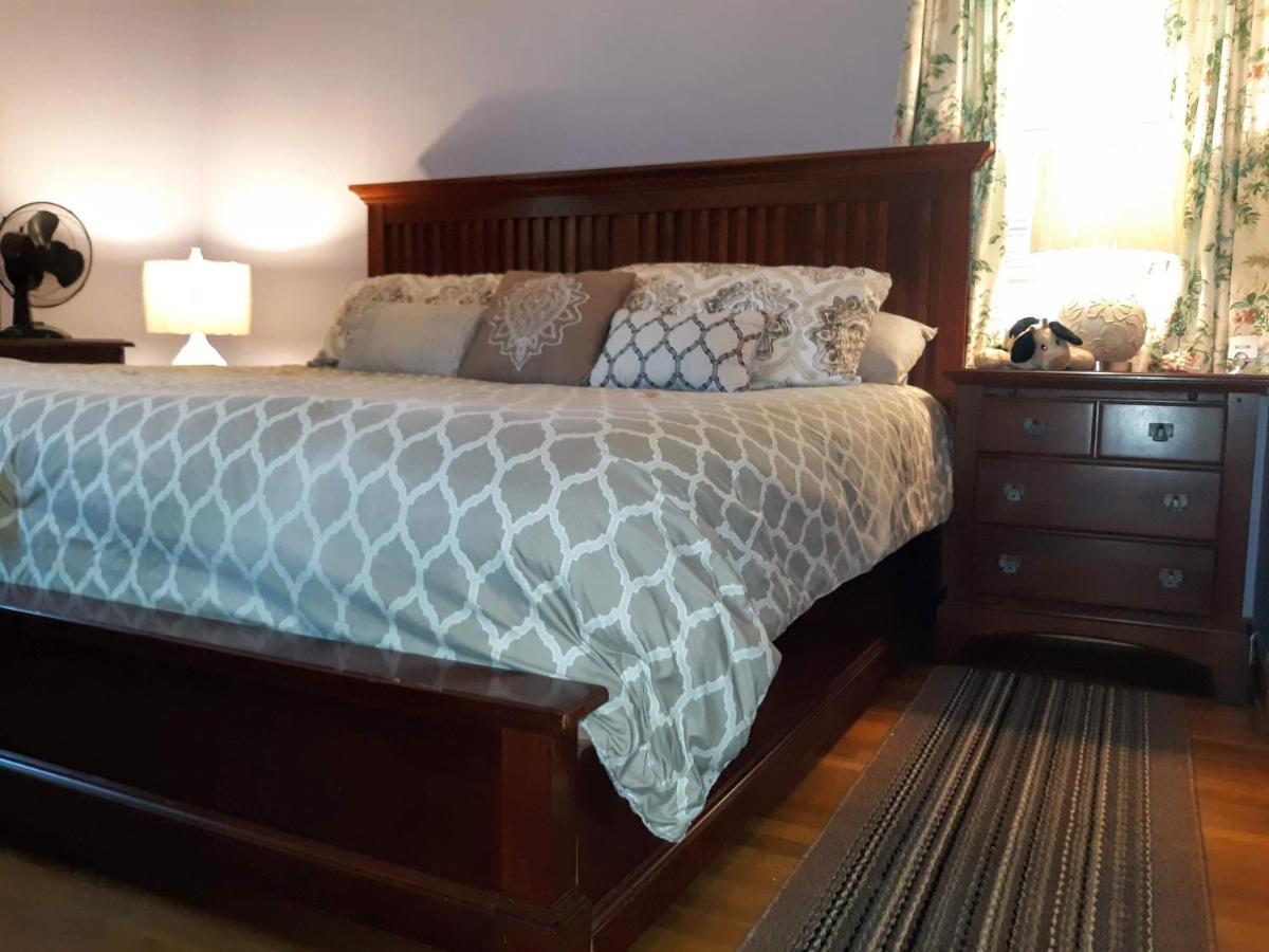 Bed and Breakfast Quiet, Clean House W/ Steel Balls Richmond Exterior foto